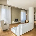 La Sortita Light And Modern *
